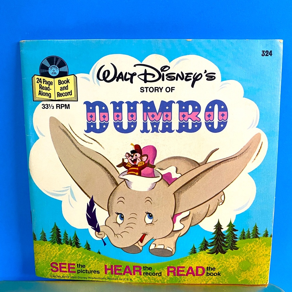 WALT DISNEY’S STORY OF DUMBO 1979 DISNEYLAND VINYL RECORD & 24p READ ALONG BOOK